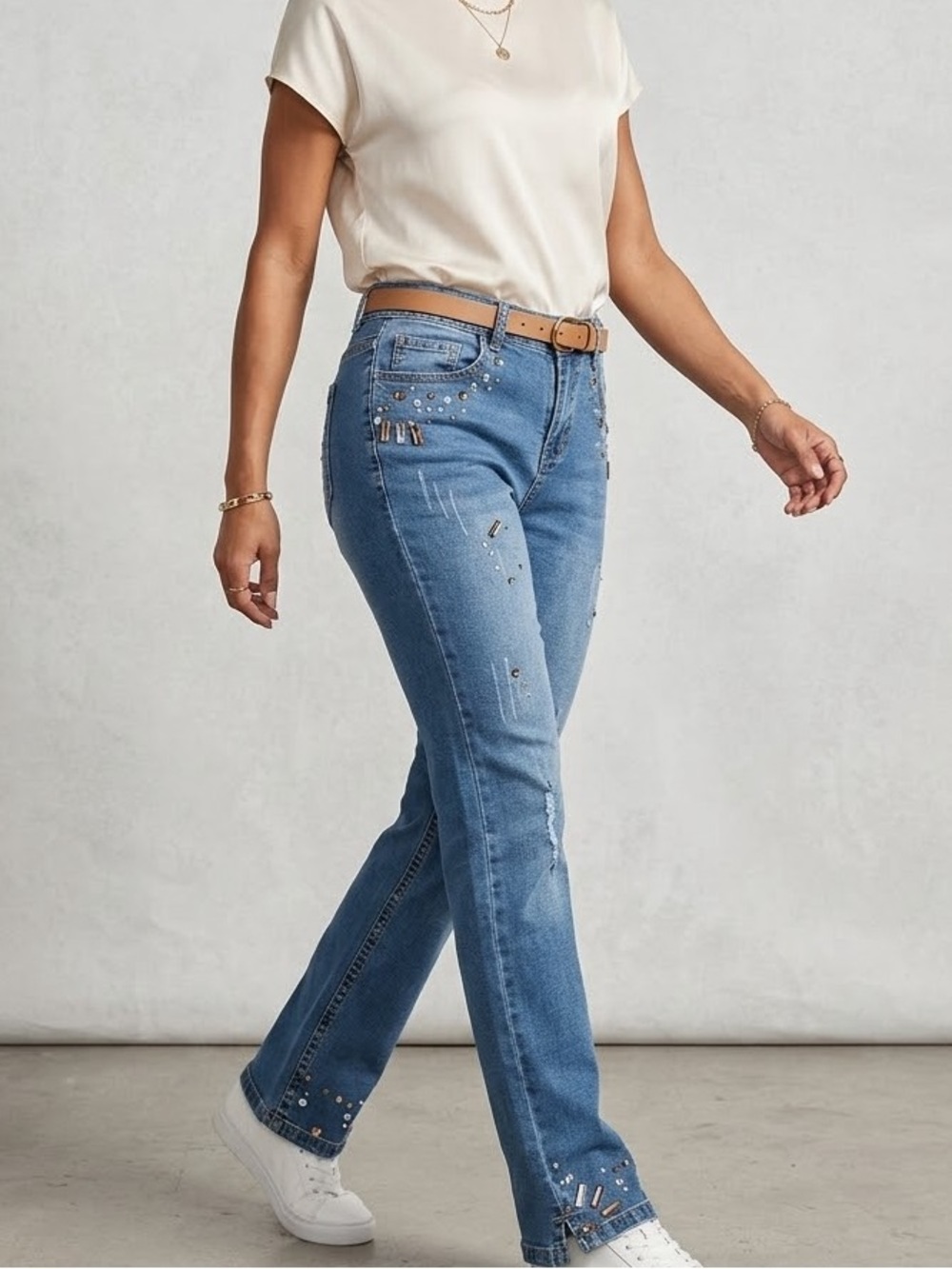 Cartise Embellished Jeans